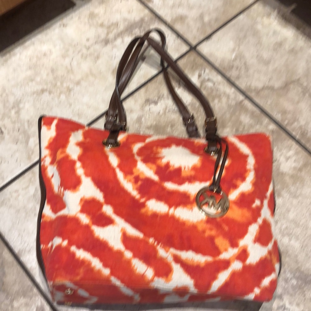 Michael Kors tote